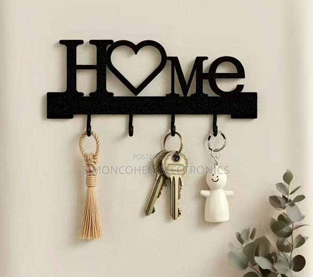 Wall Mounted Home Love Shape Key Holder Rack