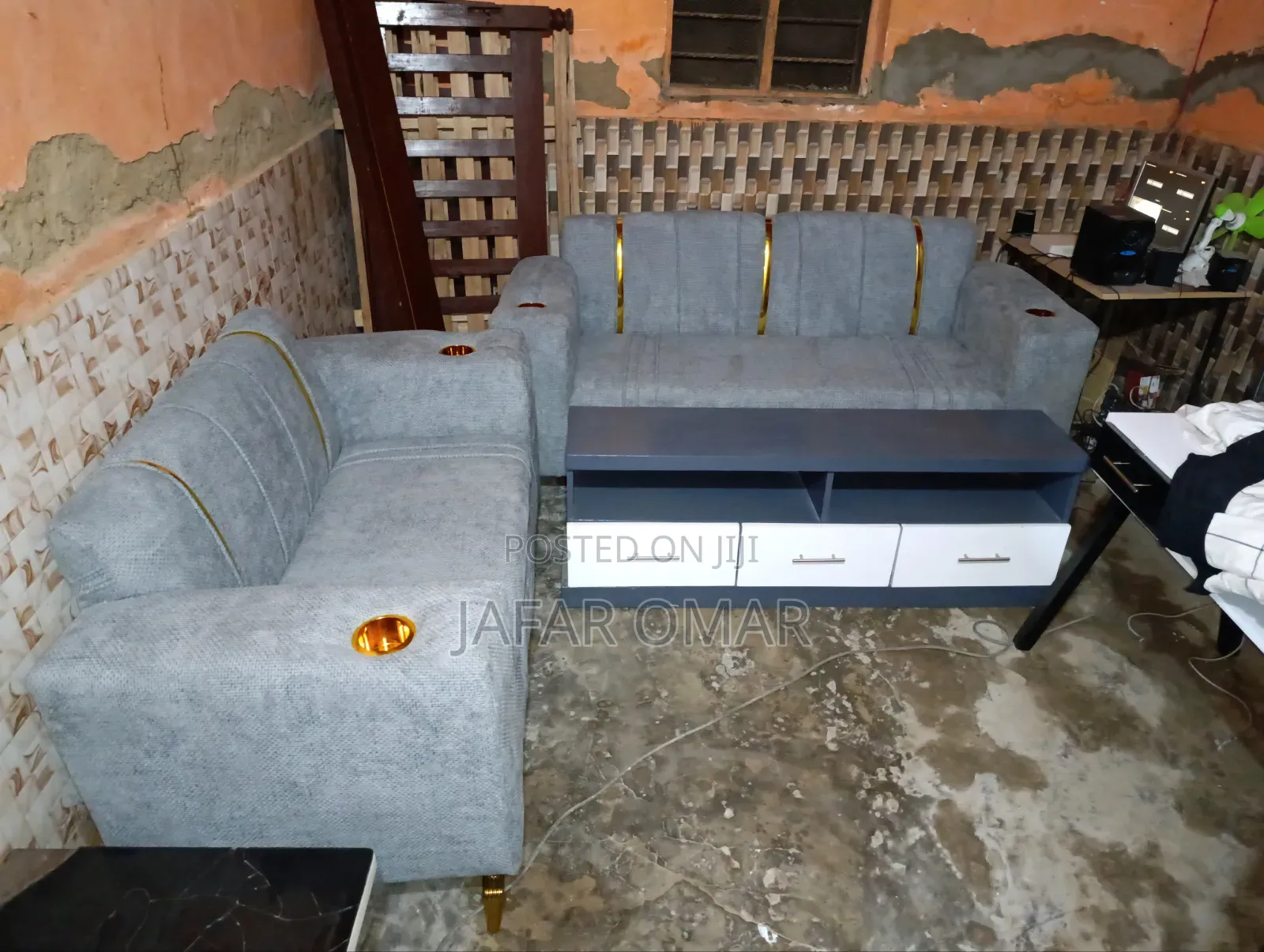 Selling Furniture