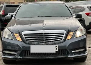 Mercedes-Benz E200 2013 Gray
