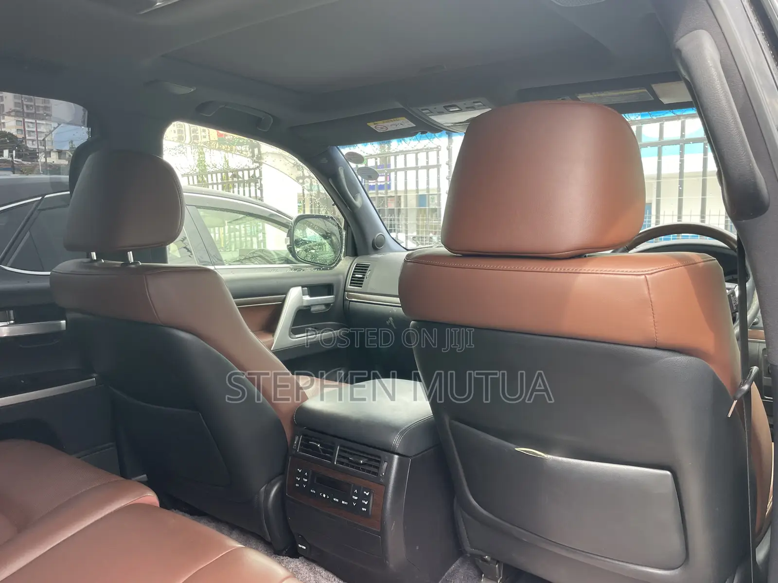 Toyota Land Cruiser 4.6 V8 ZX 2018 Black