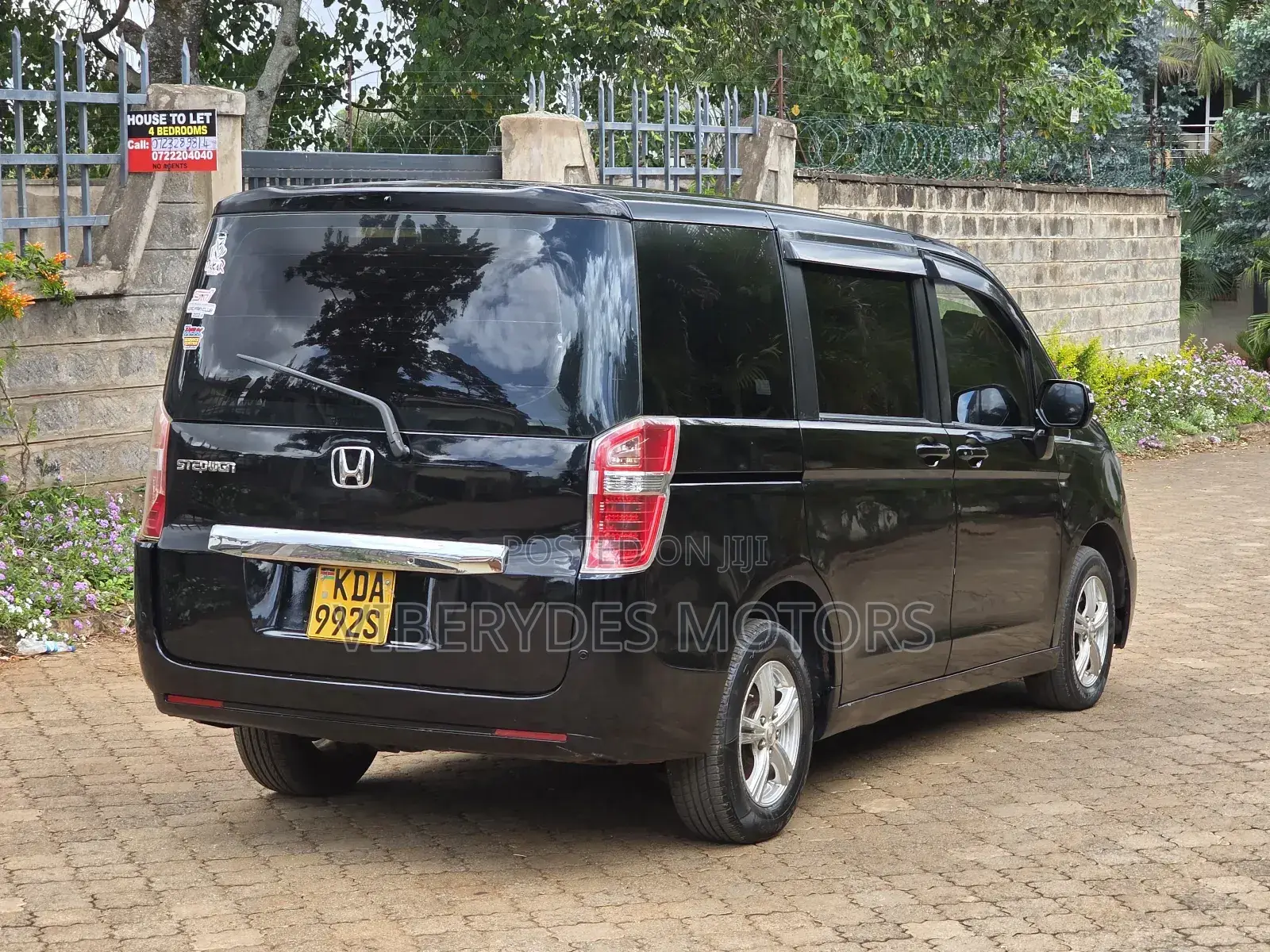 Honda Stepwgn 2013 Black