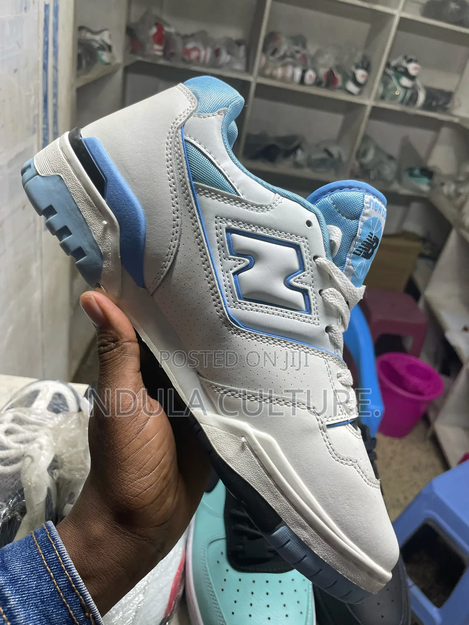 New Balance 550