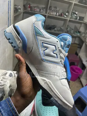 New Balance 550