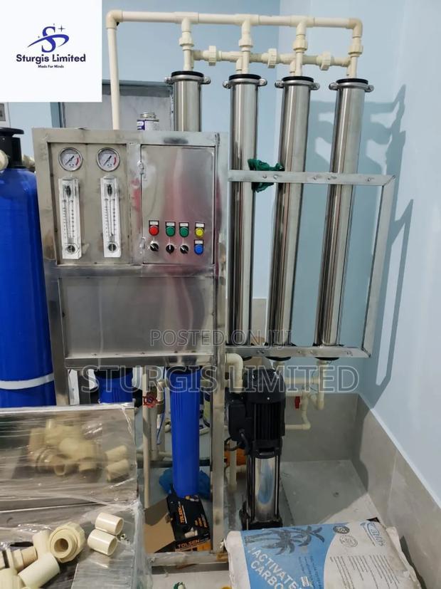 Reverse Osmosis Machine
