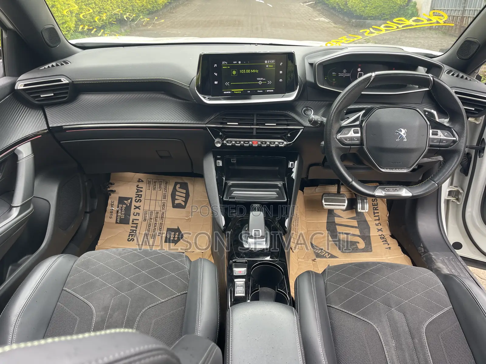 Peugeot 2008 2021 White