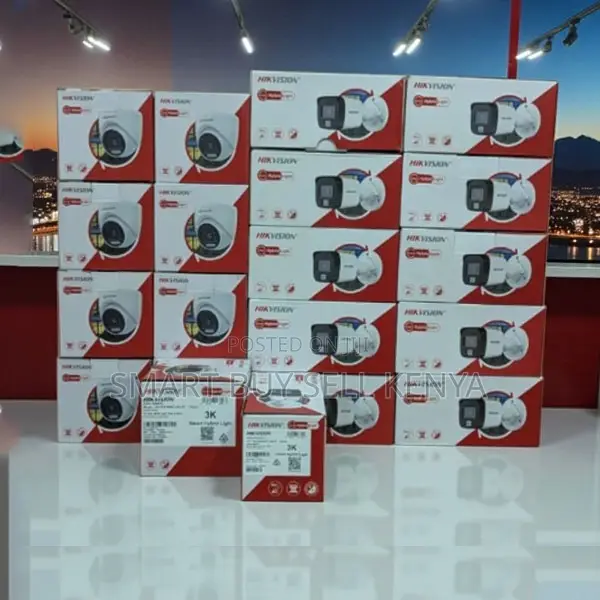 Clear Footage Hikvision 1080p Hd 2mp Smart Hybrid Light CCTV Camera