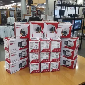 Full Color Vision Hikvision 1080p 2mp Smart Hybrid Light CCTV Camera