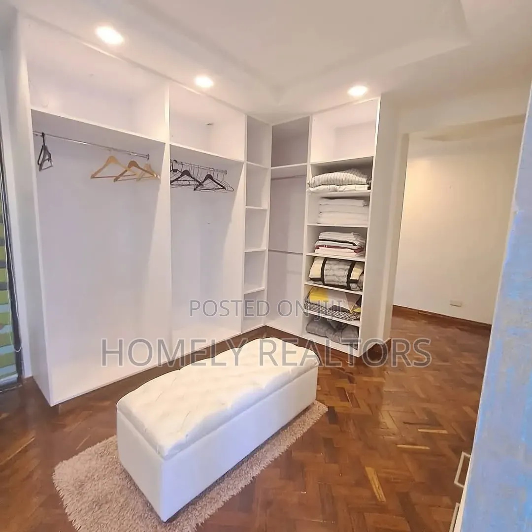 5bdrm Townhouse / Terrace in Karen, Nairobi for rent
