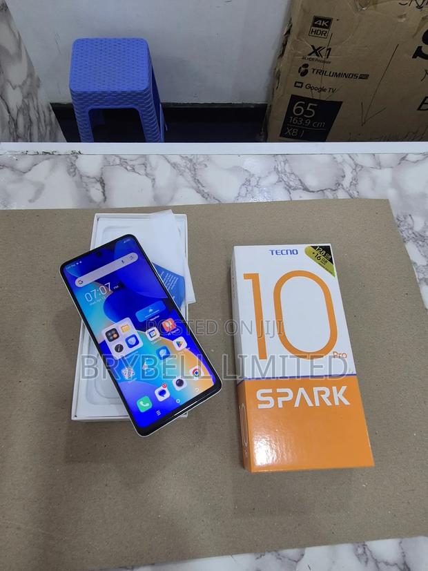 Tecno Spark 10 Pro 128 GB White - thumbnail 2