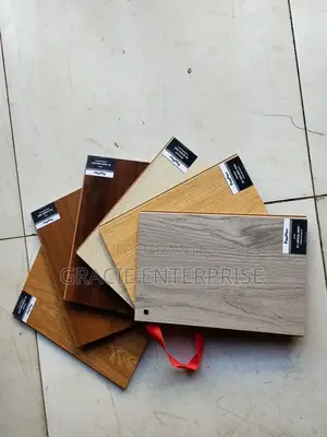 Wooden/ Floor Laminate