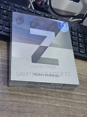 New Samsung Galaxy Z Fold 3 256 GB Blue