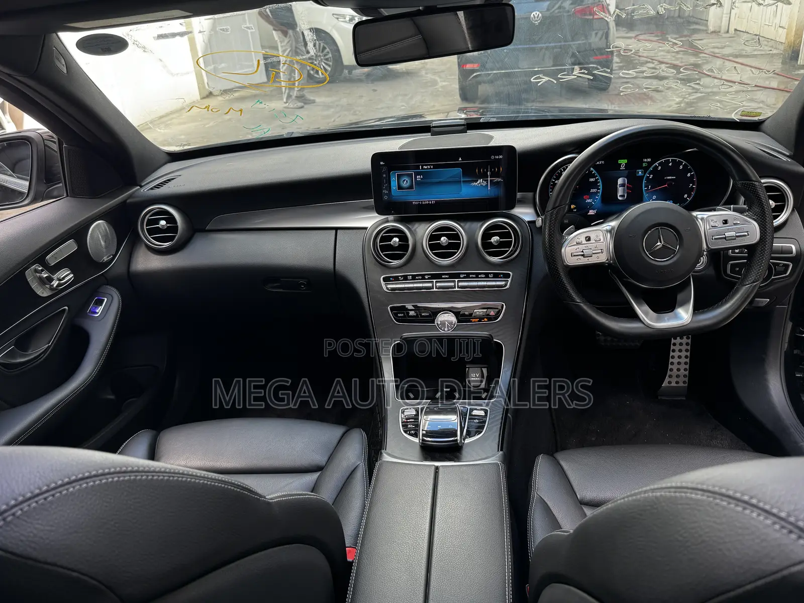 Mercedes-Benz C200 2019 Black