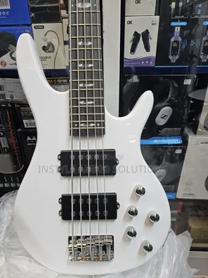 5 String Active Ibanez Bass Guitar