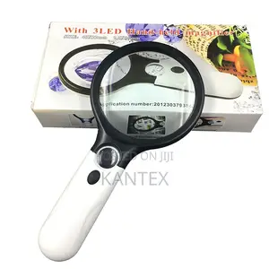 Hand-Held Magnifier With 3led