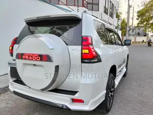Toyota Land Cruiser Prado 2.8 2020 White