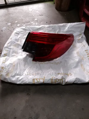 Toyota Mark X Taillight 2015