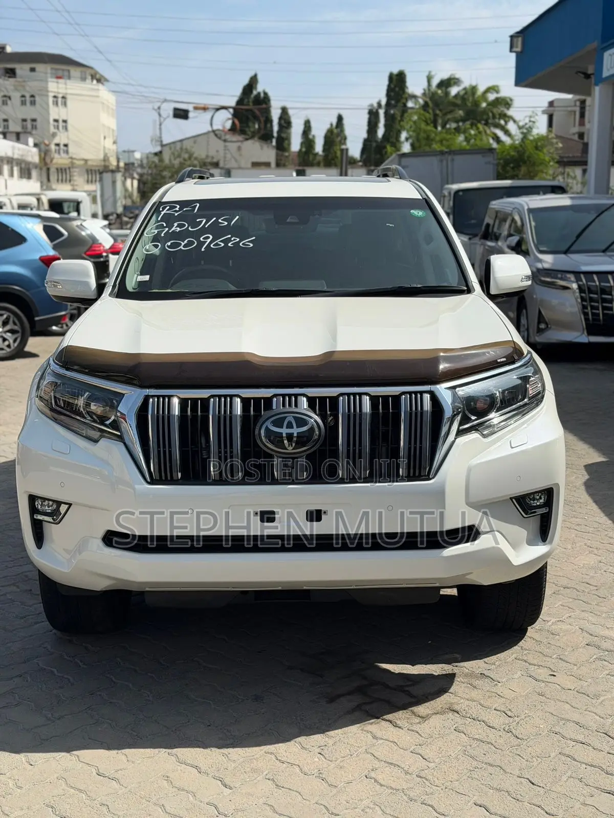 Toyota Land Cruiser Prado 2.8 2021 White