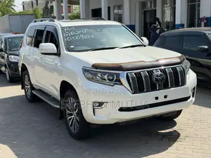 Toyota Land Cruiser Prado 2.8 2021 White