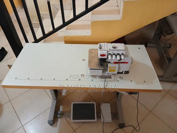 Overlock Machine - thumbnail 4