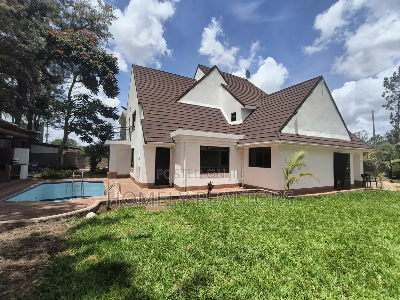 7bdrm Maisonette in Karen, Nairobi for rent