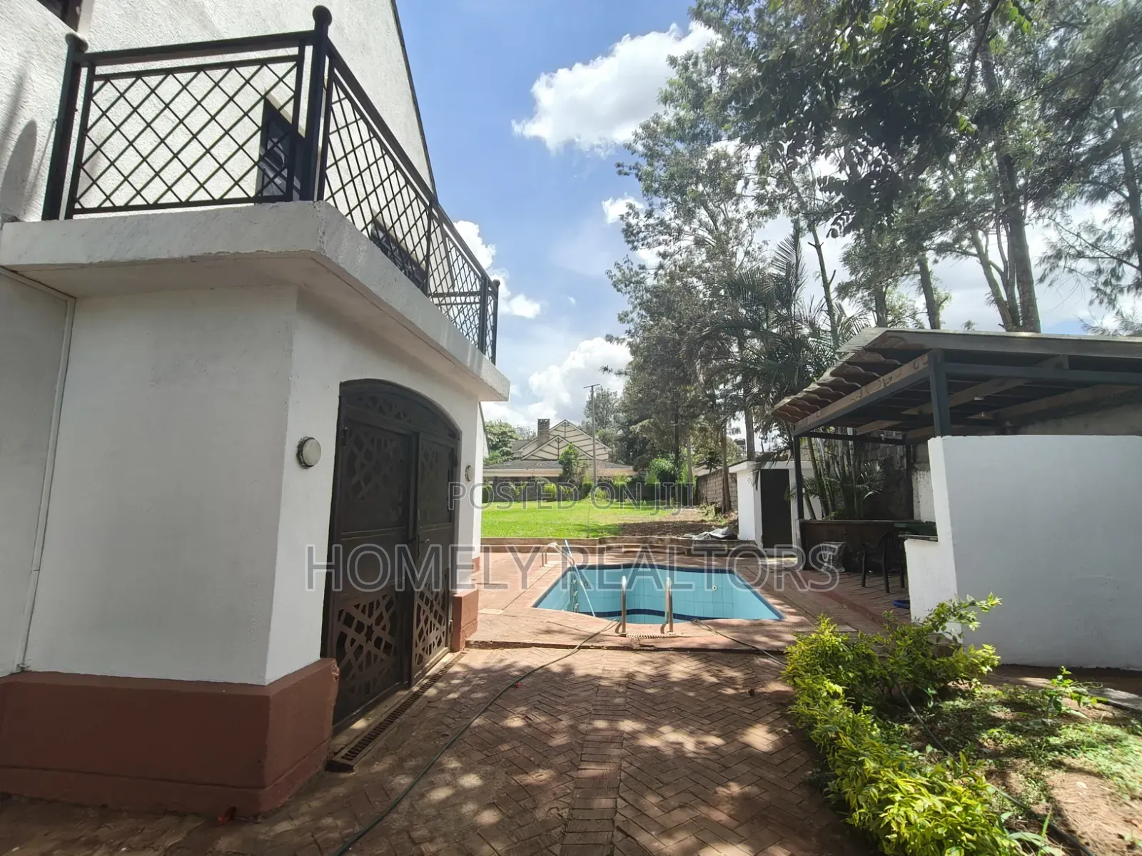 7bdrm Maisonette in Karen, Nairobi for rent