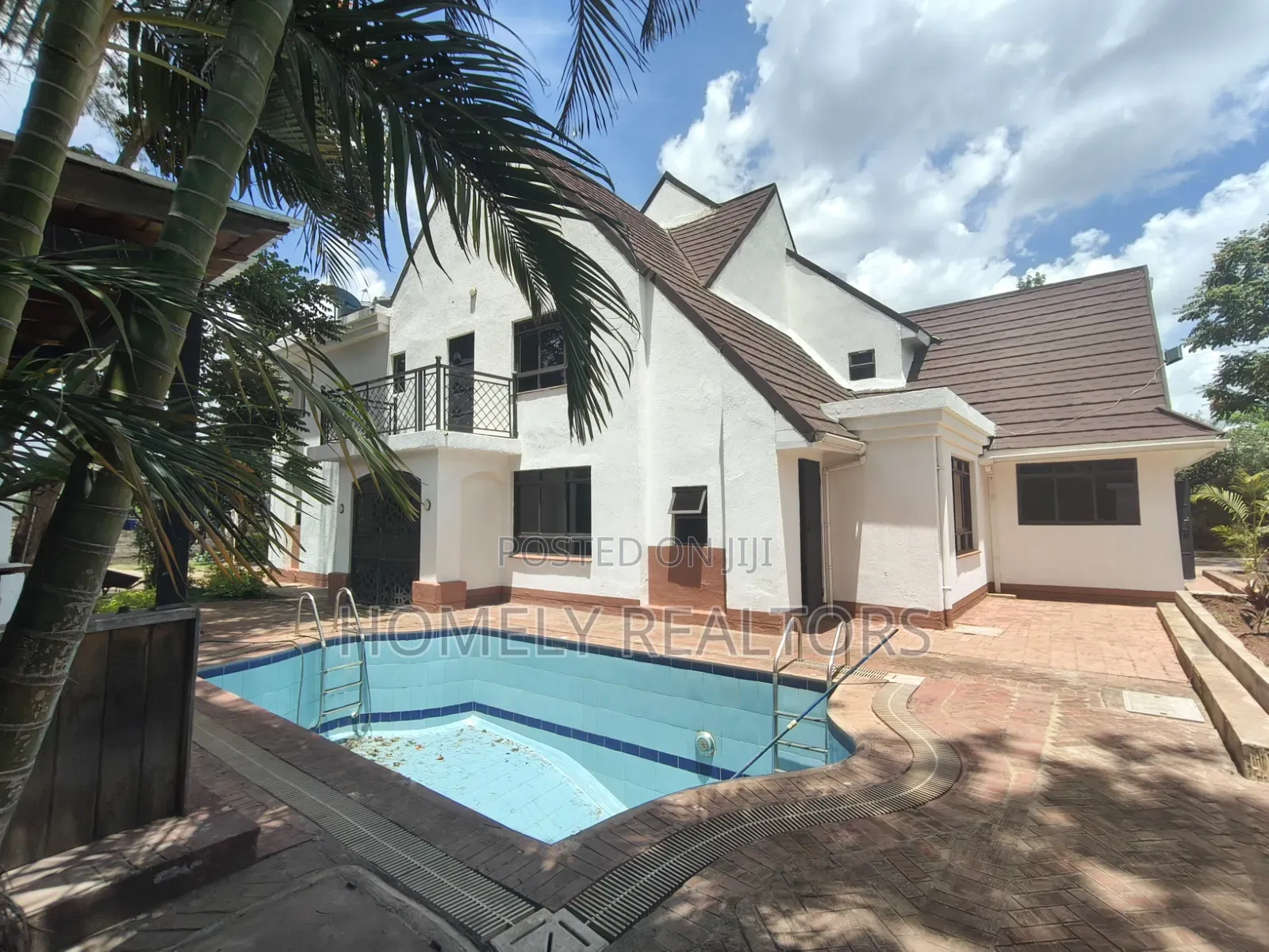 7bdrm Maisonette in Karen, Nairobi for rent