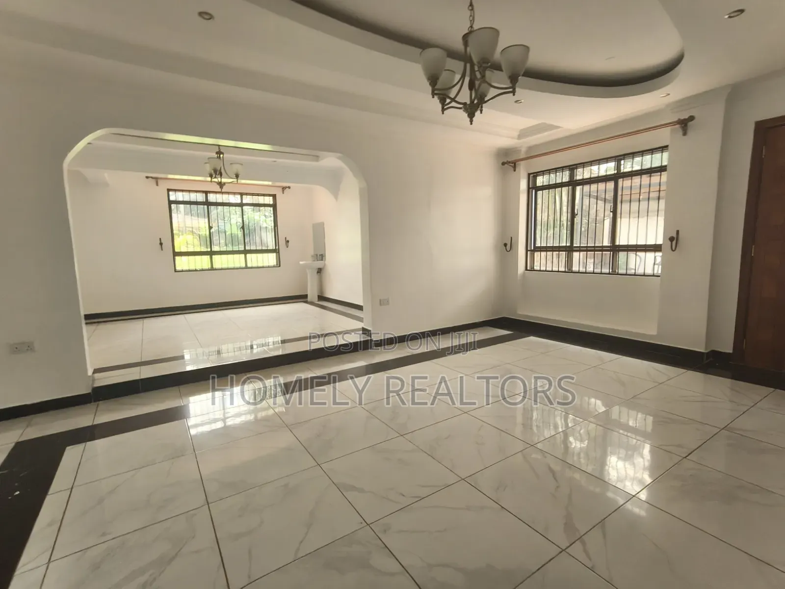 7bdrm Maisonette in Karen, Nairobi for rent