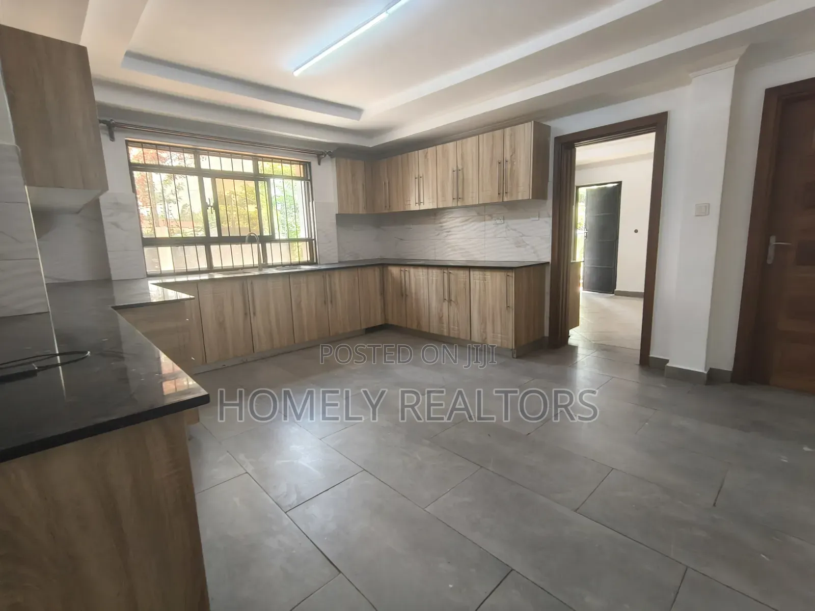 7bdrm Maisonette in Karen, Nairobi for rent