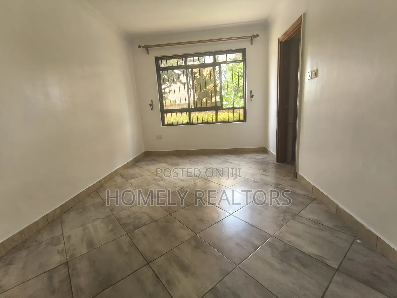 7bdrm Maisonette in Karen, Nairobi for rent