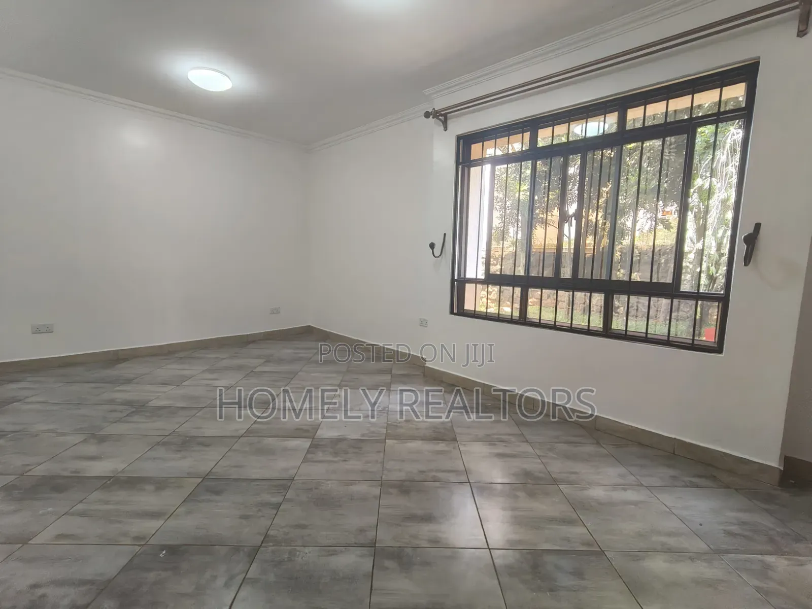 7bdrm Maisonette in Karen, Nairobi for rent