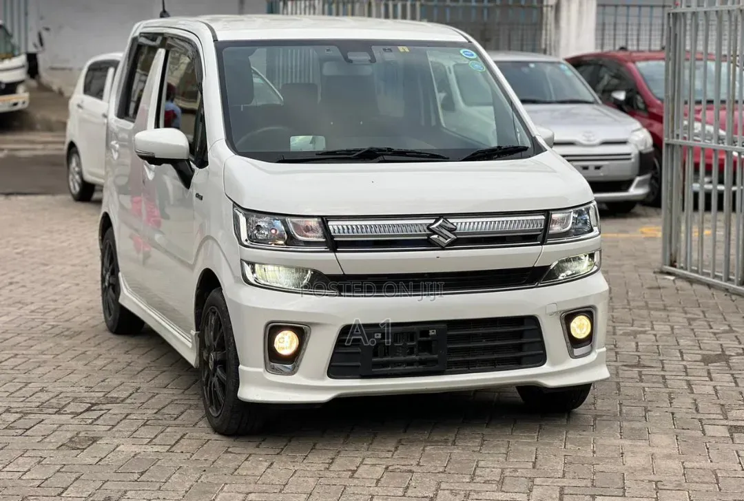 Suzuki Wagon R 660 Hybrid FWD 2018 Off white