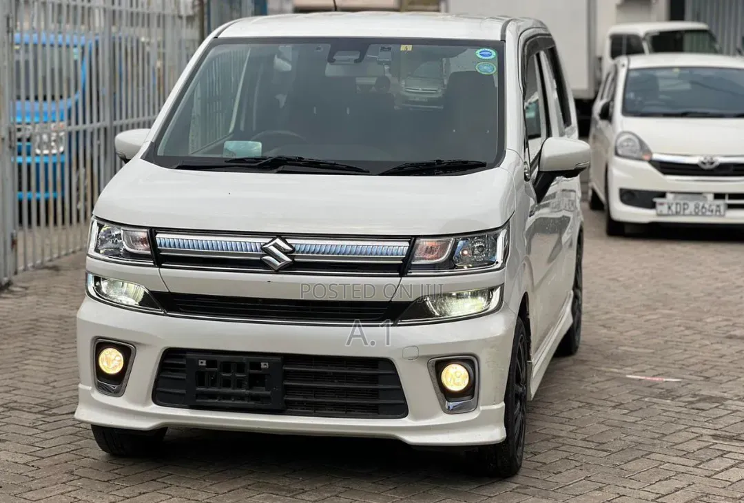 Suzuki Wagon R 660 Hybrid FWD 2018 Off white