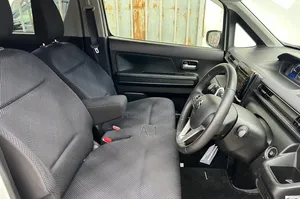 Suzuki Wagon R 660 Hybrid FWD 2018 Off white
