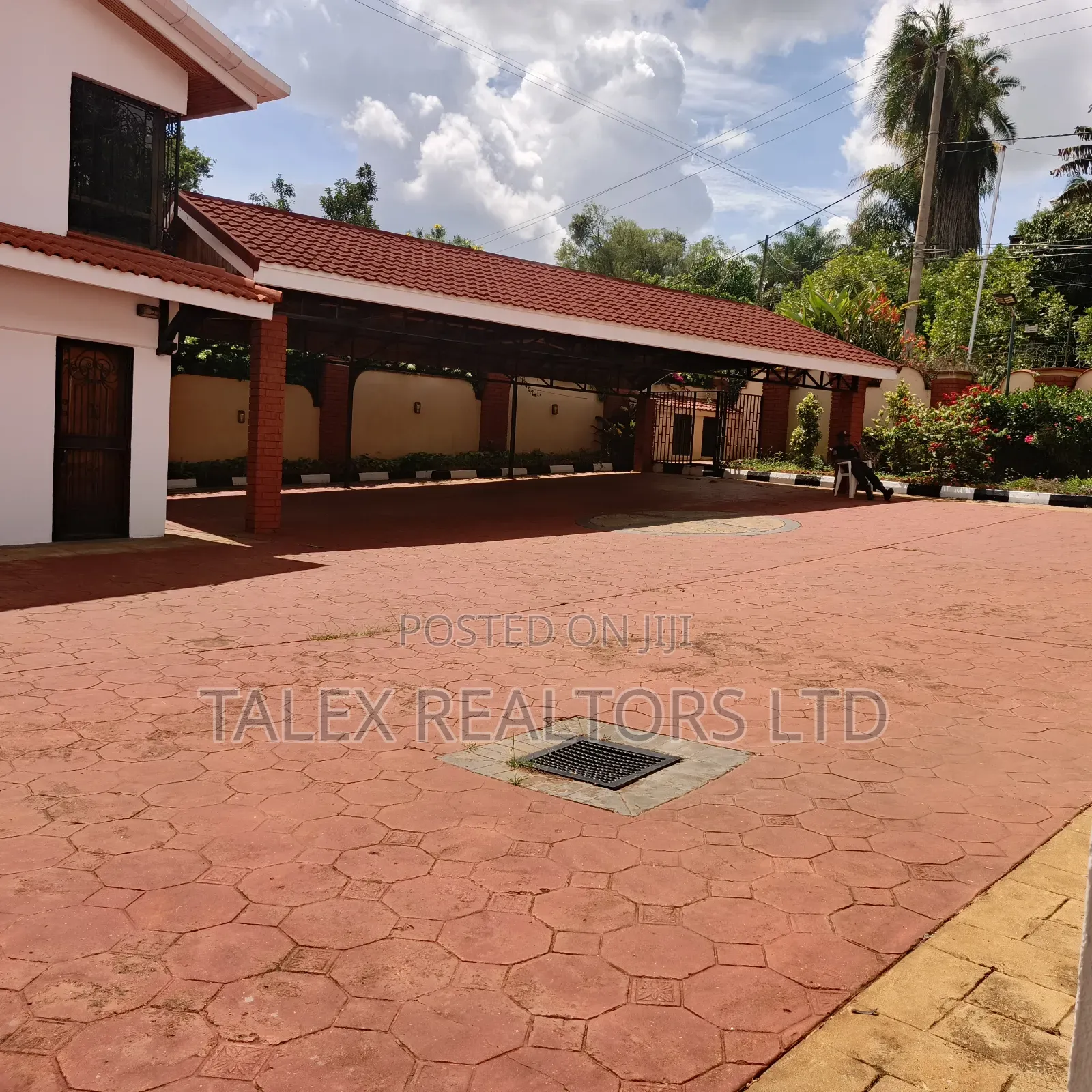 6bdrm Mansion in Call Me, Gigiri for rent