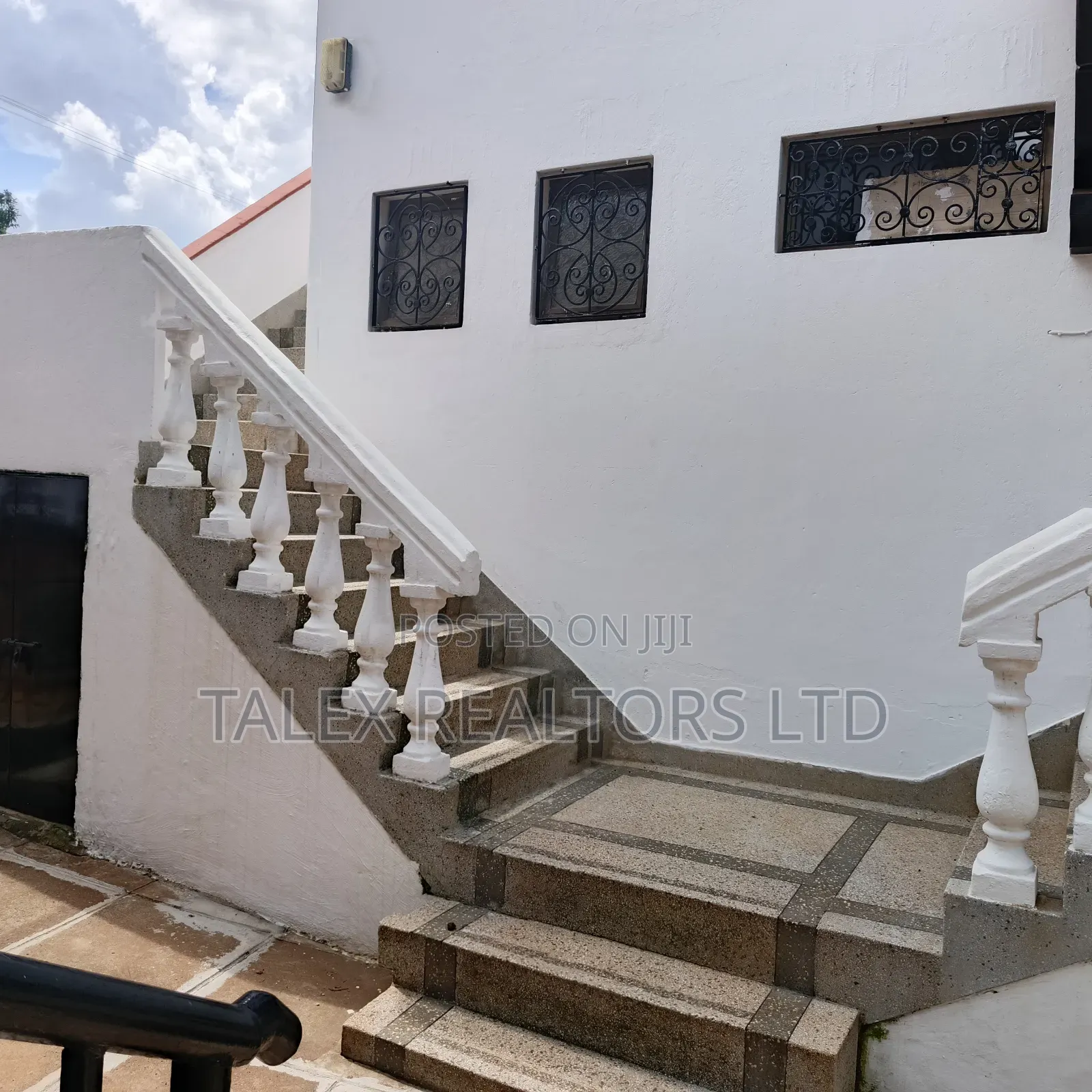 6bdrm Mansion in Call Me, Gigiri for rent