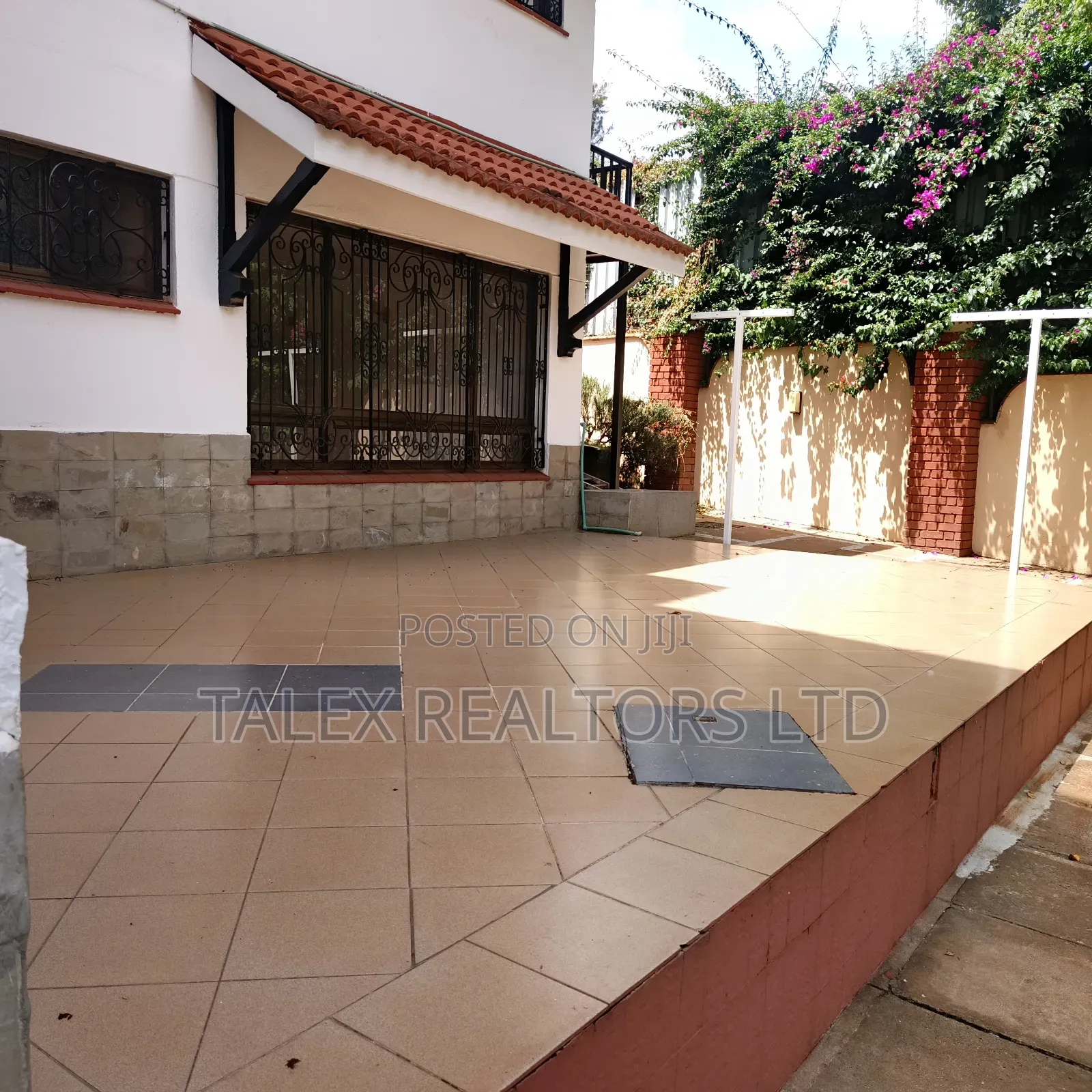 6bdrm Mansion in Call Me, Gigiri for rent