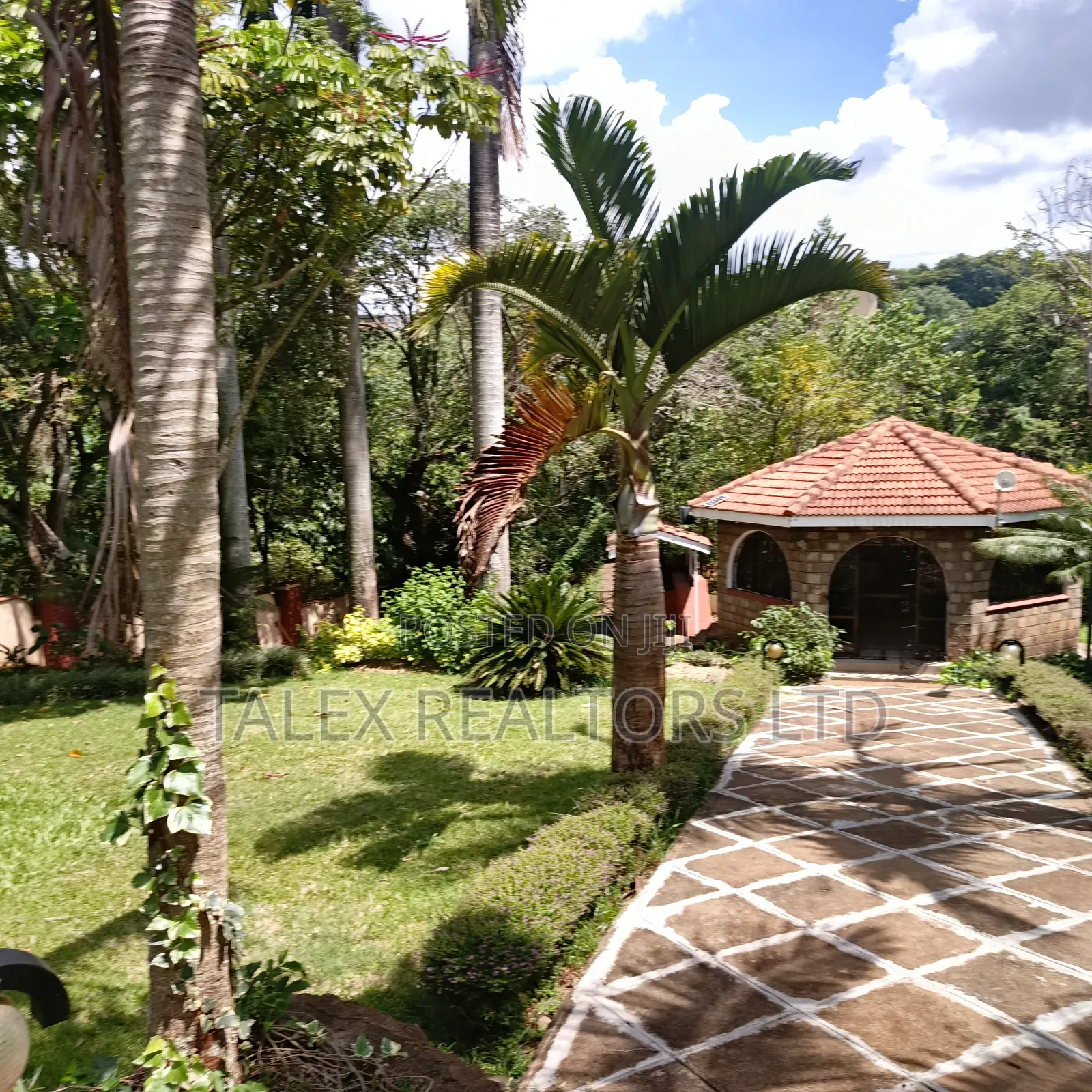 6bdrm Mansion in Call Me, Gigiri for rent