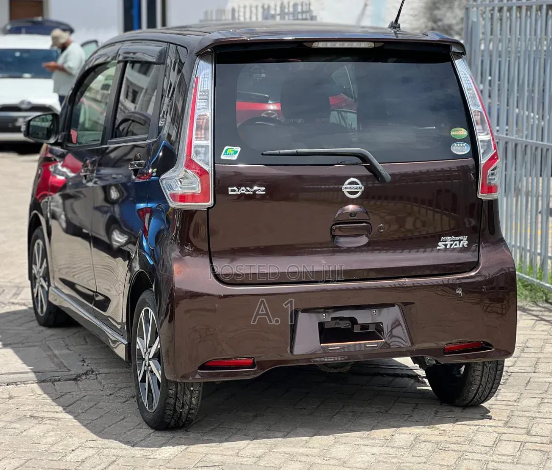 Nissan Dayz Highway Star G 2018 Brown