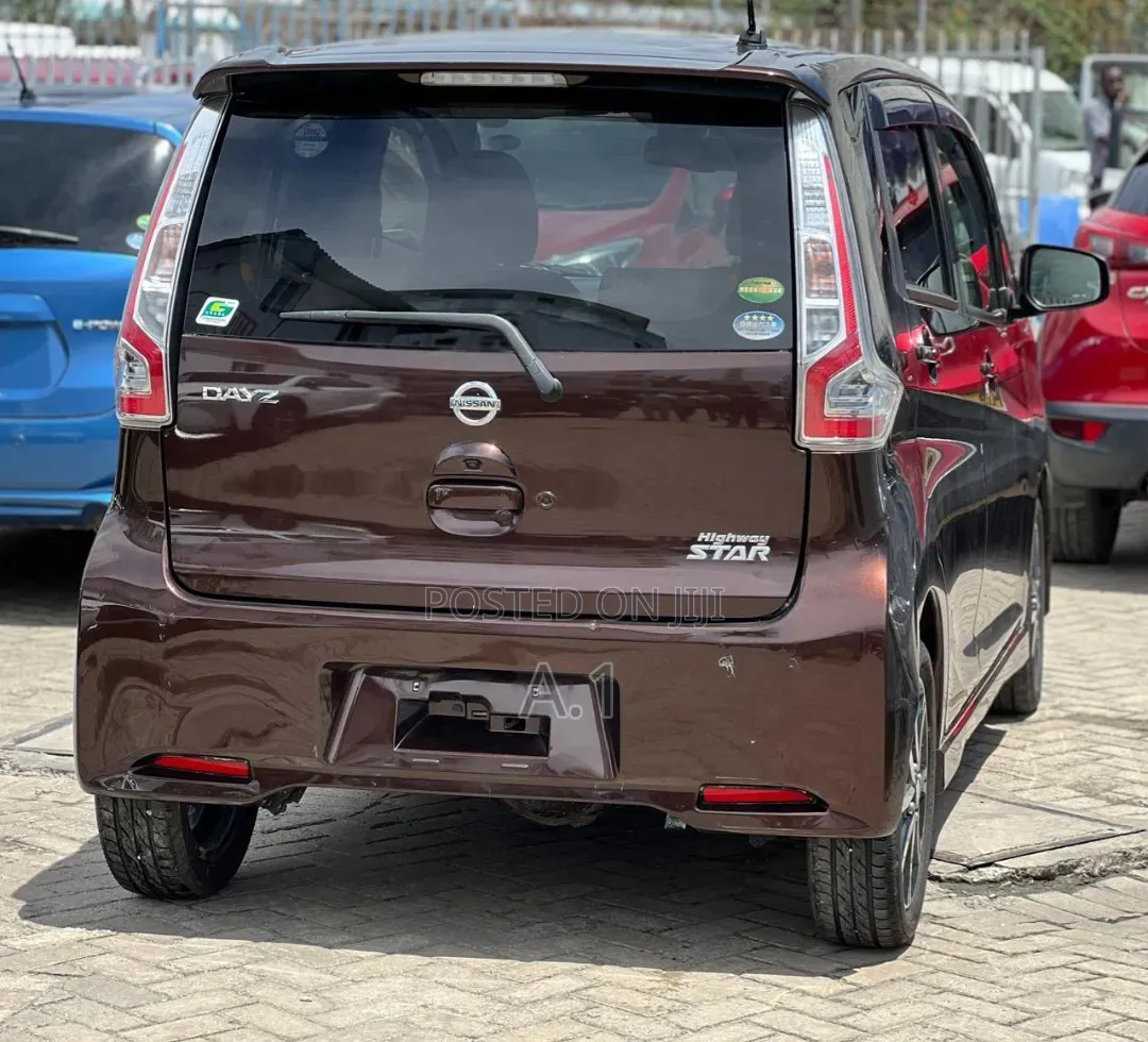 Nissan Dayz Highway Star G 2018 Brown