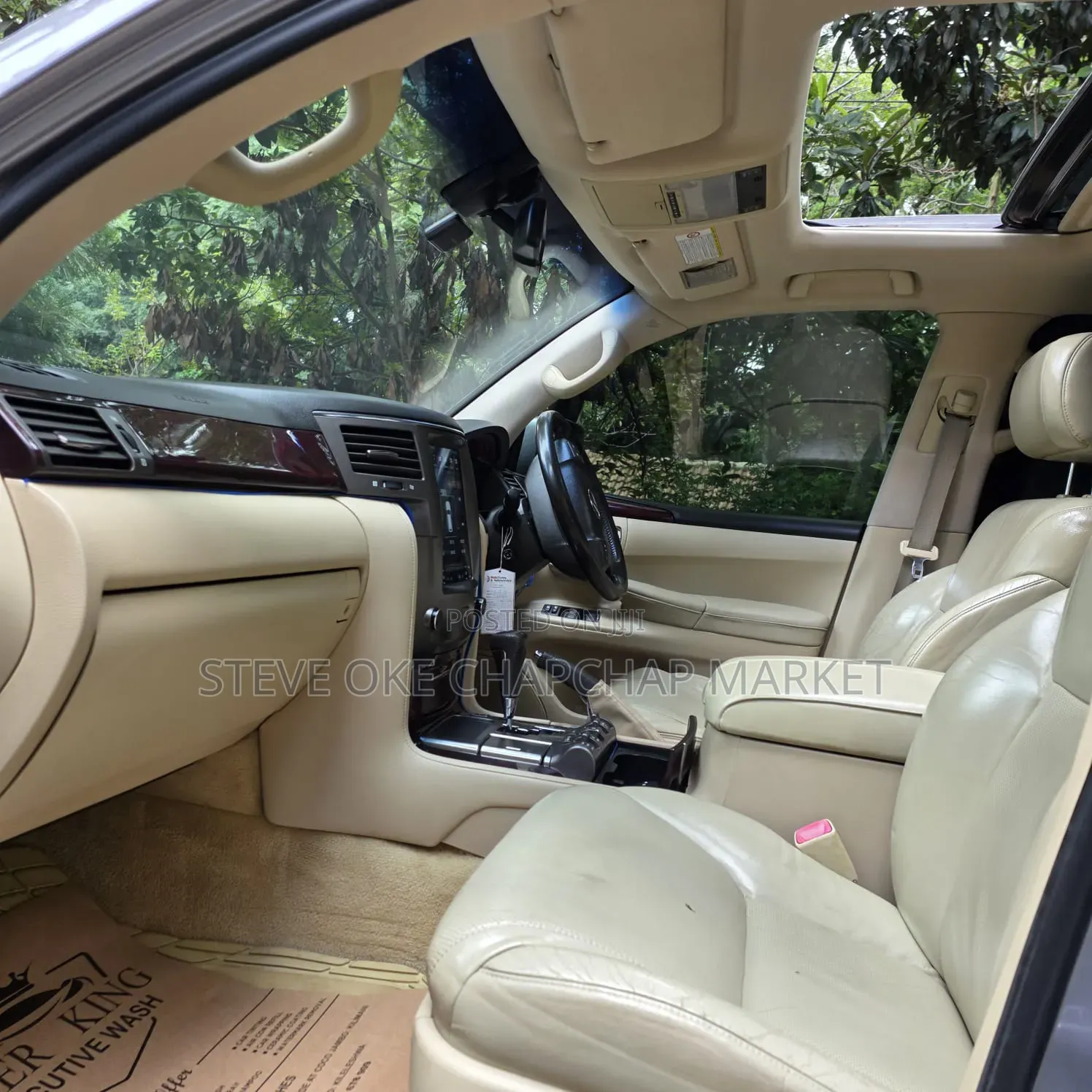 Lexus LX 570 2011 Gray