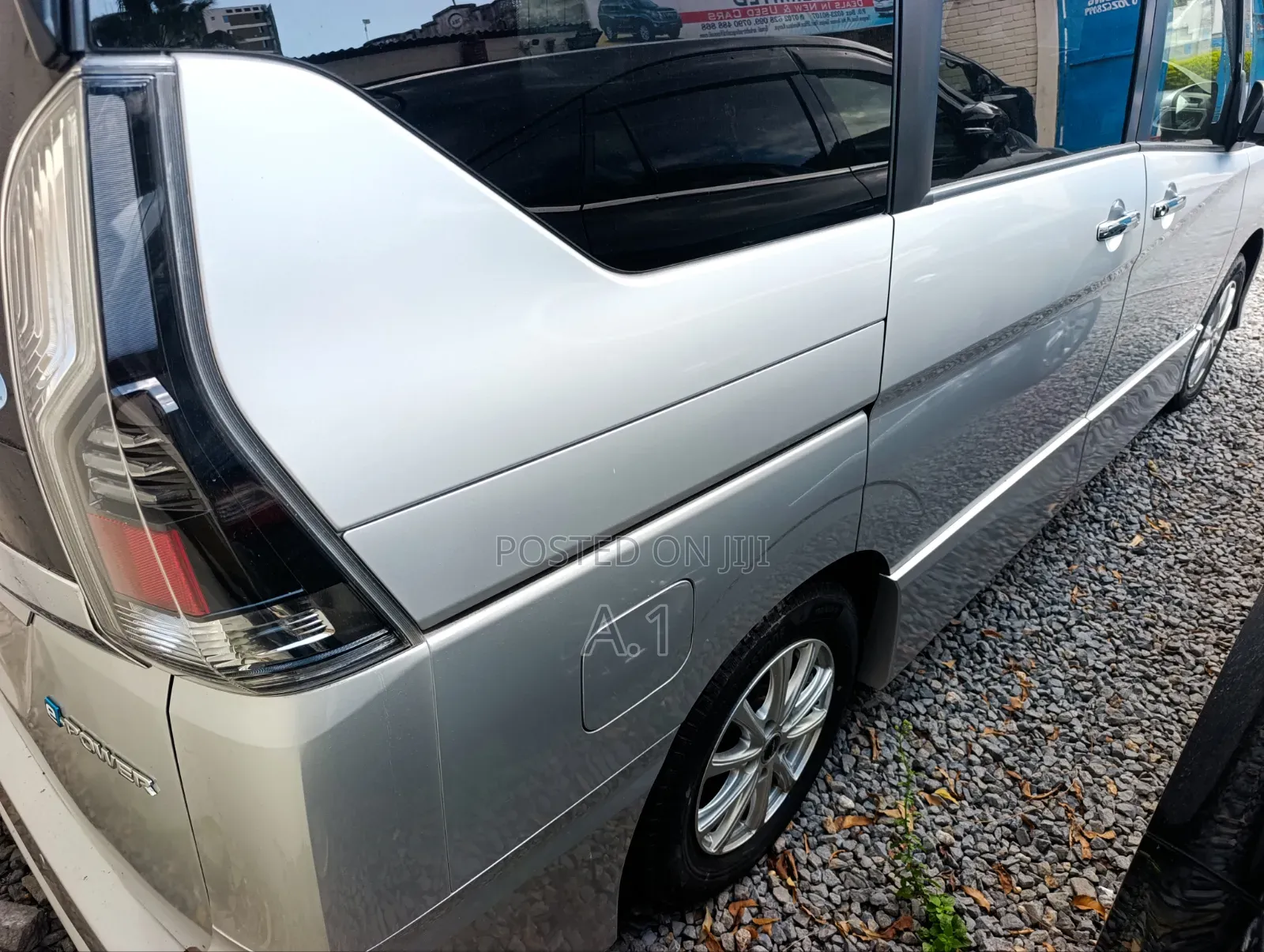 Nissan Serena 2019 Silver