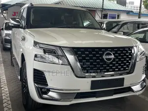 Nissan Patrol 2019 White
