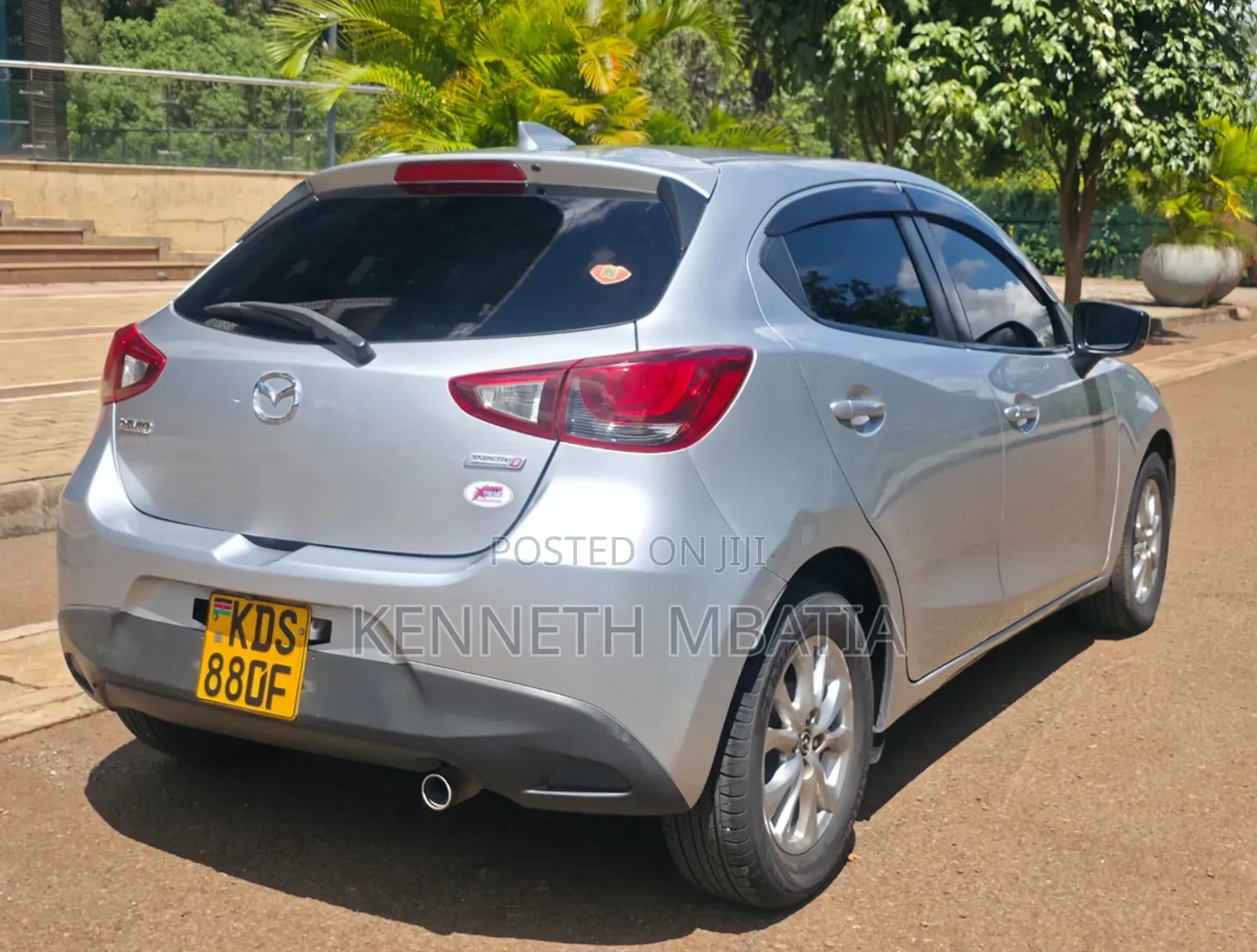 Mazda Demio 2017 Silver