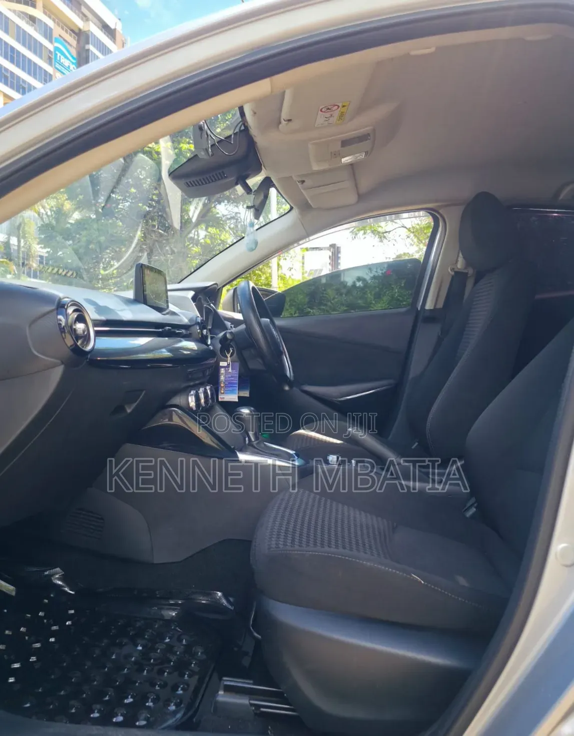 Mazda Demio 2017 Silver