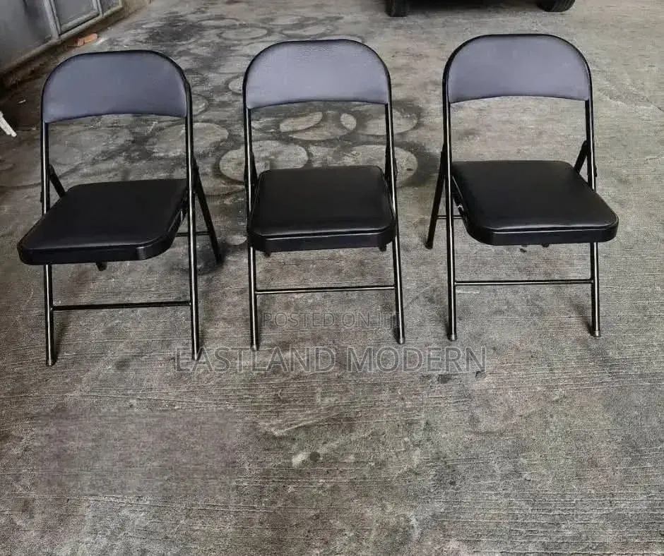 Padded Foldable Leather Chair