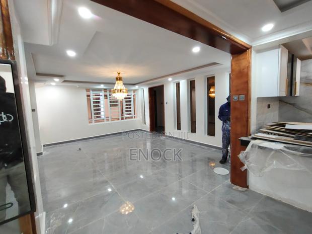 5bdrm Mansion in Upper Elgonview View for sale - thumbnail 2