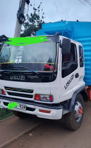 Isuzu FSR Reg KCF Gari Safi Mechanically Sound Chassis, Engine Intact