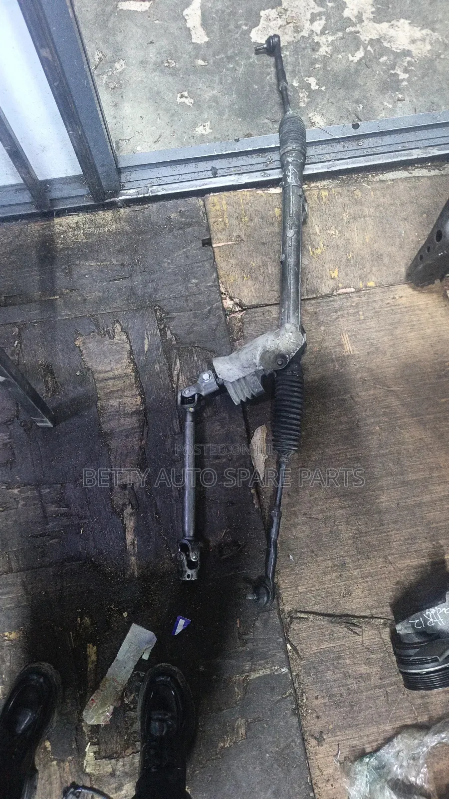 Nissan Tiida Steering Rack