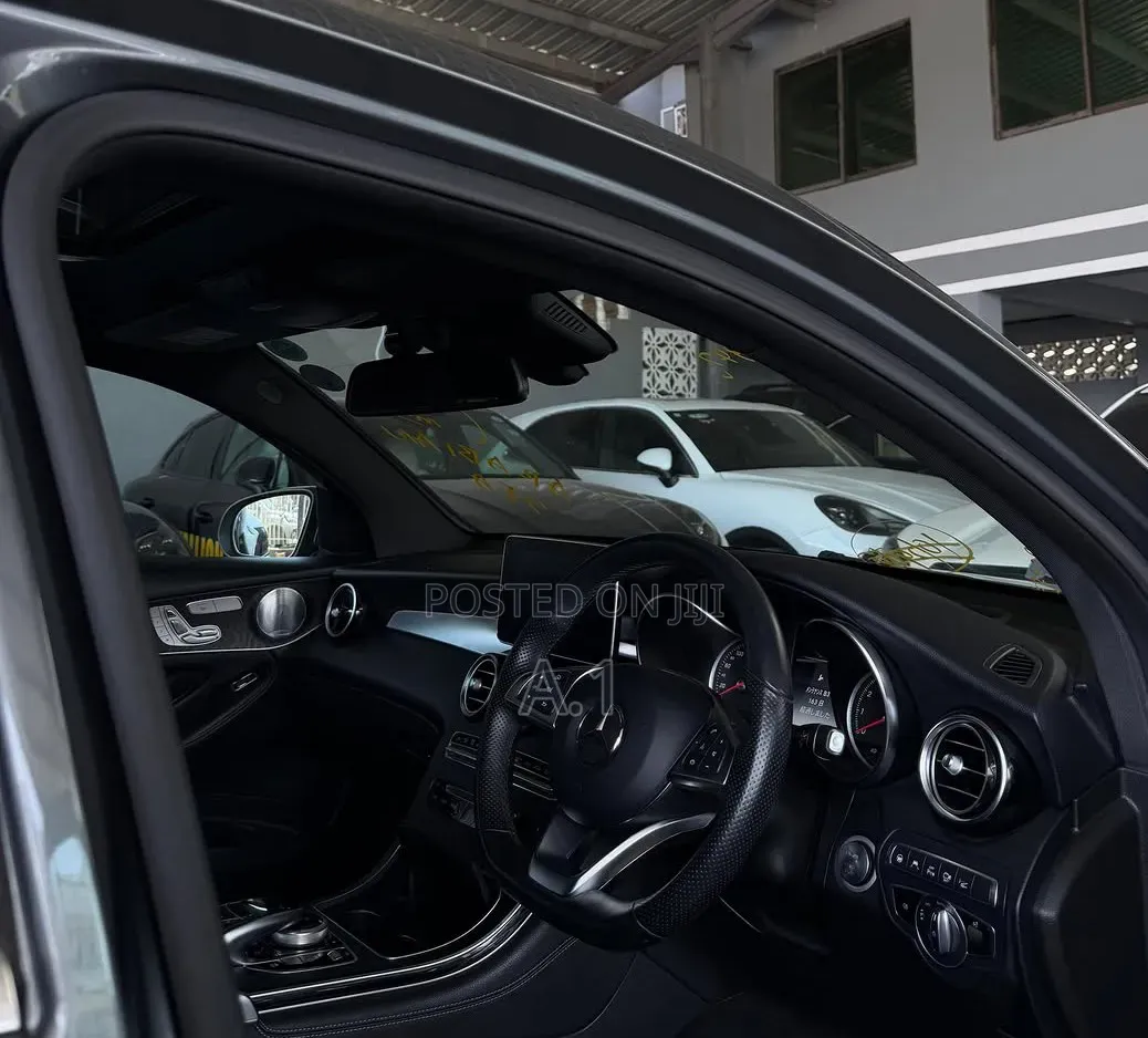 Mercedes-Benz GLC-Class 2019 Gray