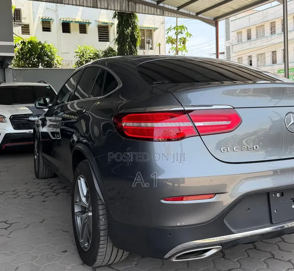 Mercedes-Benz GLC-Class 2019 Gray